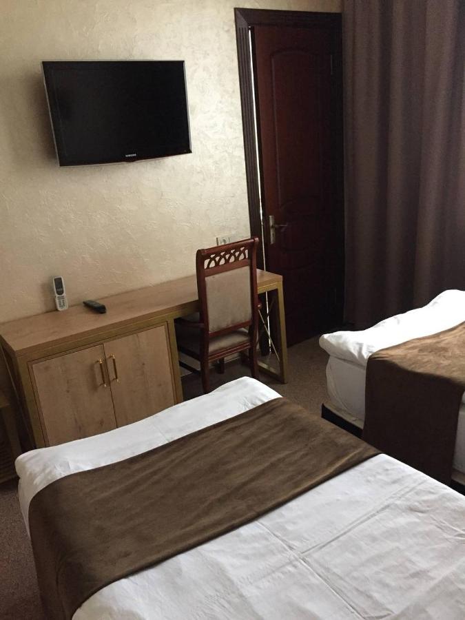 Western Suites Hotel Ташкент Екстер'єр фото