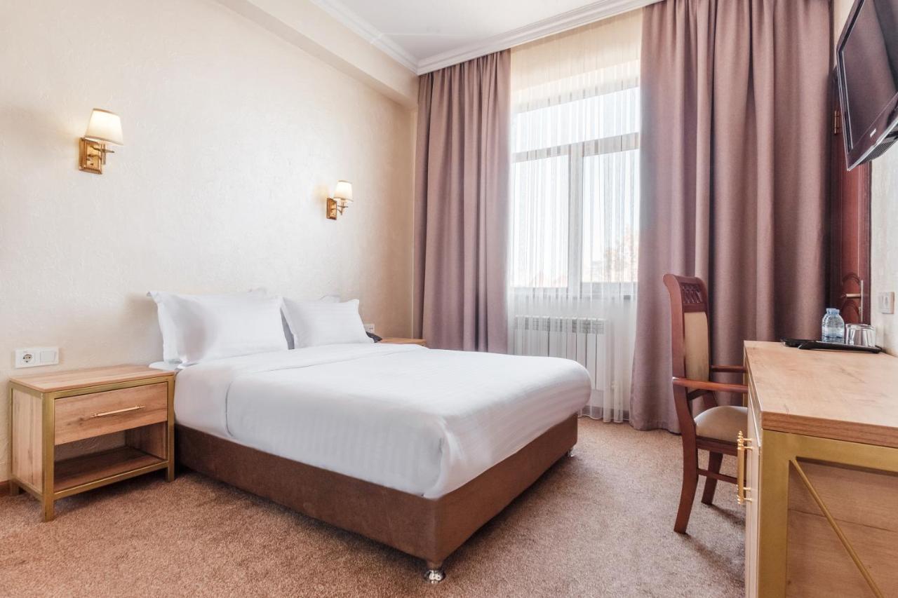 Western Suites Hotel Ташкент Екстер'єр фото