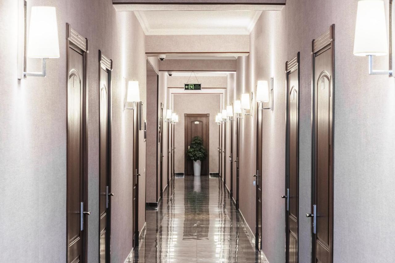 Western Suites Hotel Ташкент Екстер'єр фото