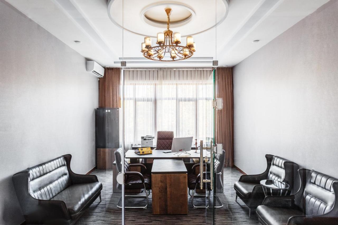 Western Suites Hotel Ташкент Екстер'єр фото