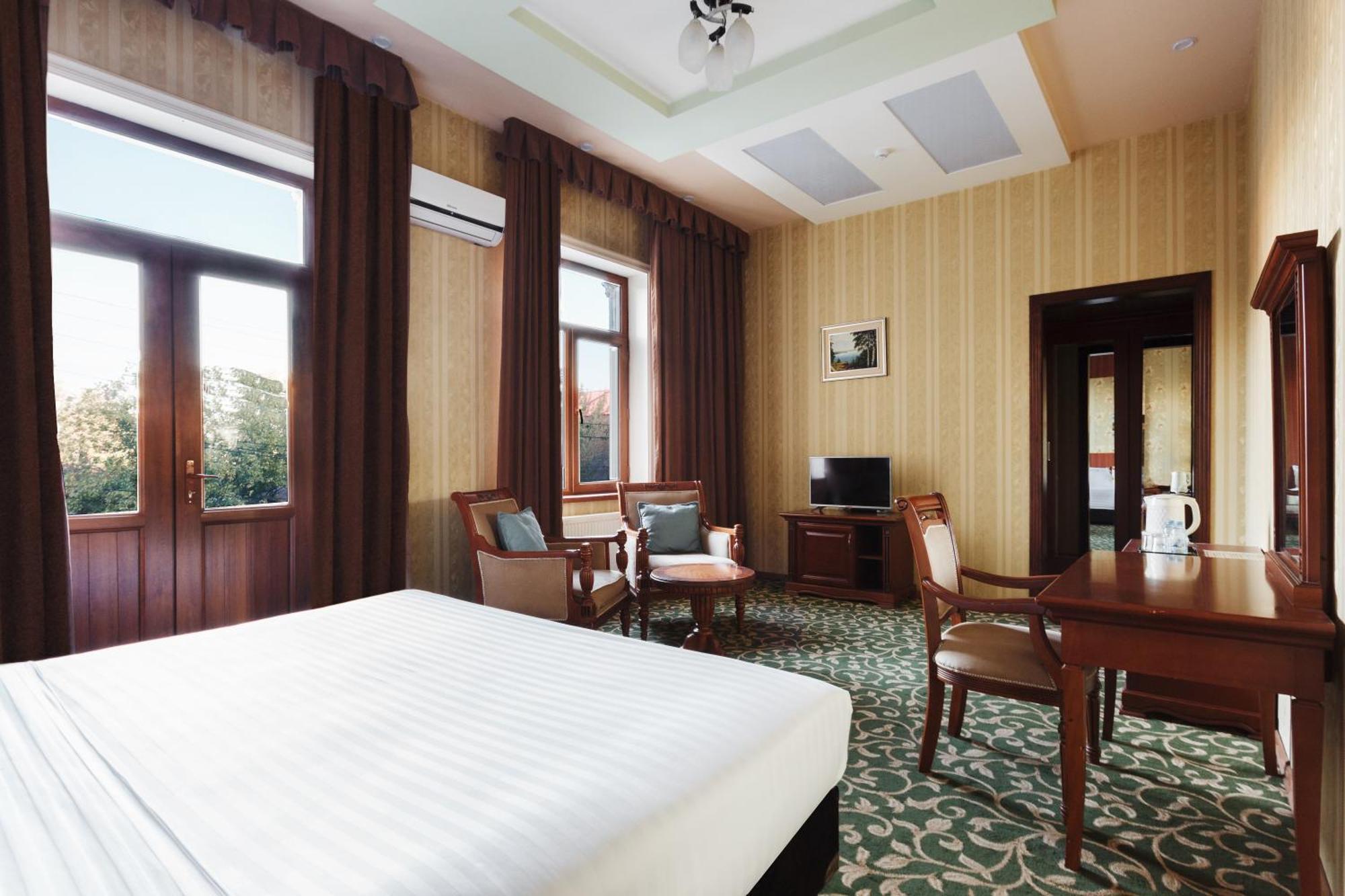Western Suites Hotel Ташкент Екстер'єр фото